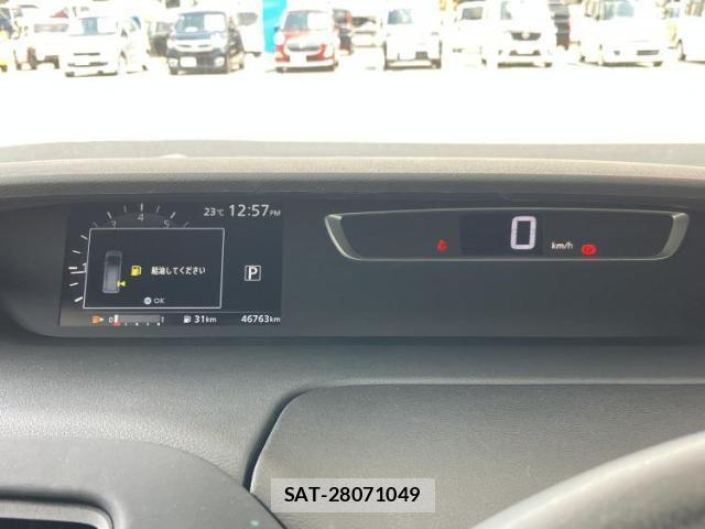 Nissan SERENA 2018-01 8056198-12