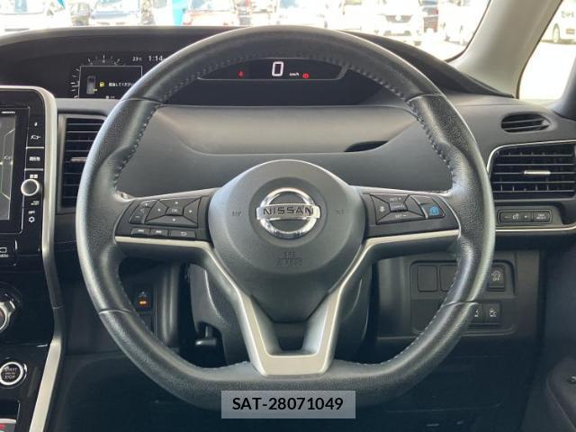 Nissan SERENA 2018-01 8056198-13