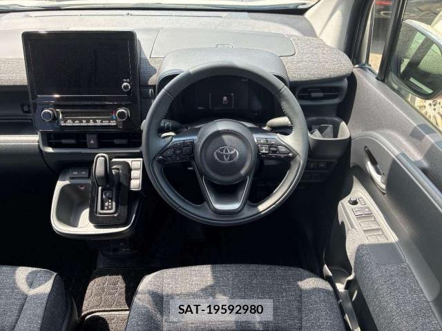 Toyota SIENTA 2023-11 8053336-2