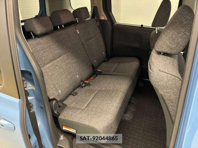 Toyota SIENTA 2024-09 8053342-6