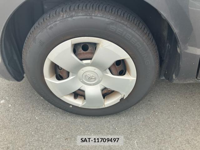 Toyota SIENTA 2010-02 8053953-7