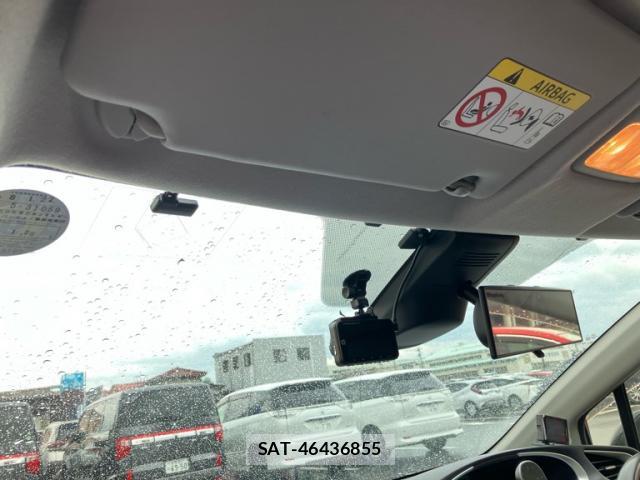 Toyota SIENTA 2015-09 8054022-15
