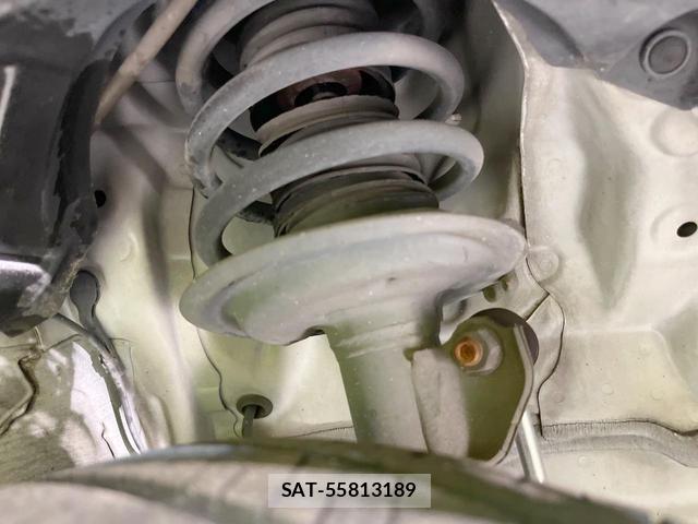 Toyota SIENTA 2016-03 8054031-19
