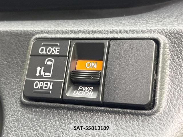 Toyota SIENTA 2016-03 8054031-3