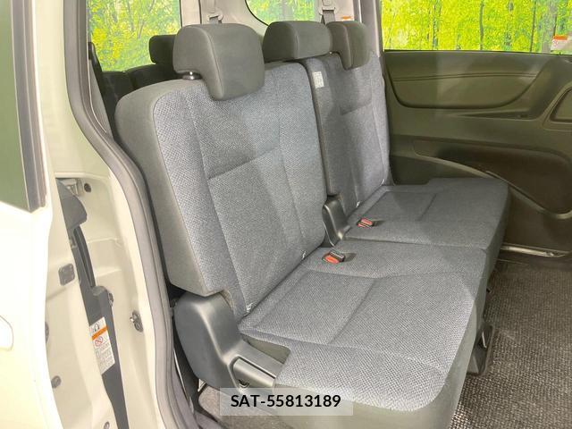 Toyota SIENTA 2016-03 8054031-8