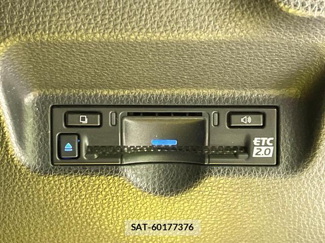 Toyota SIENTA 2022-12 8054166-7