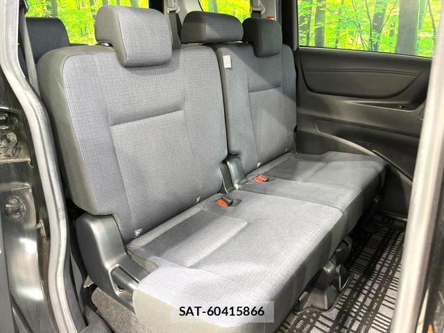 Toyota SIENTA 2015-10 8054273-8
