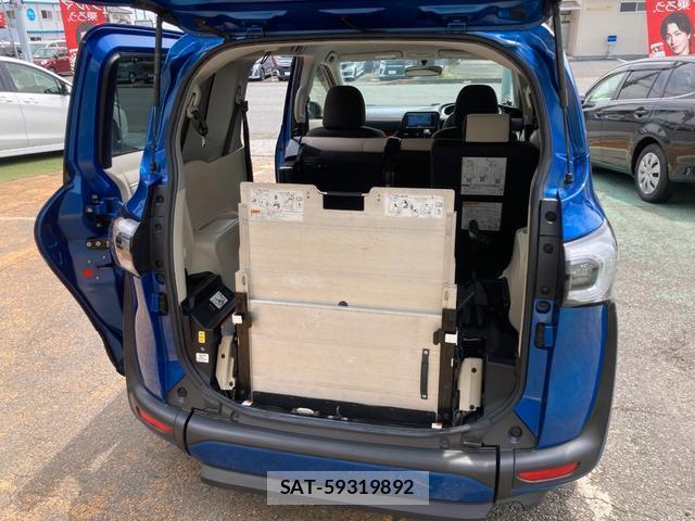 Toyota SIENTA 2015-12 8054304-10