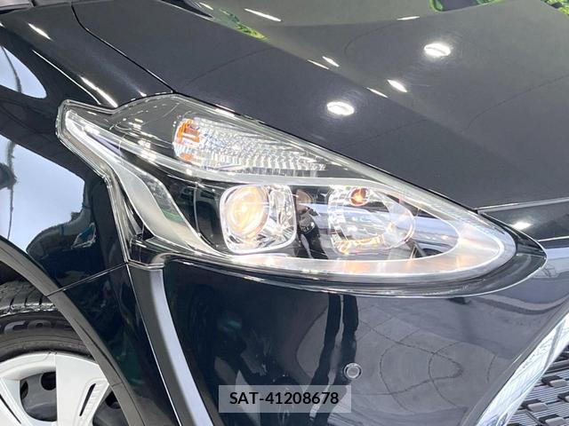 Toyota SIENTA 2021-09 8054306-12