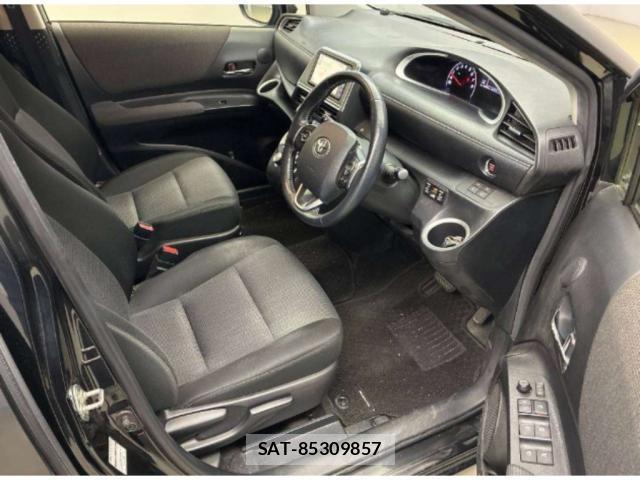Toyota SIENTA 2021-09 8054608-2