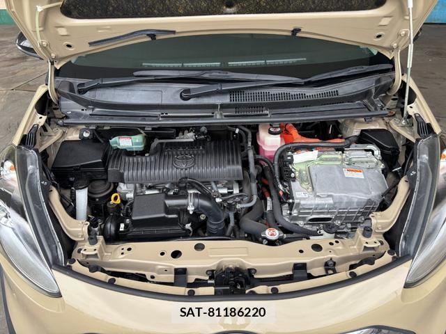 Toyota SIENTA 2018-09 8054837-17