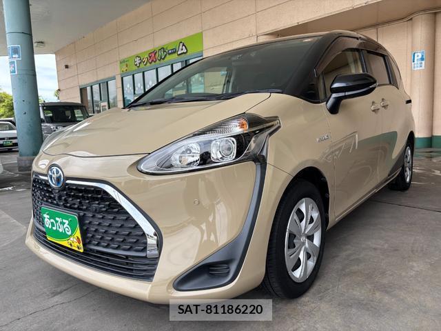 Toyota SIENTA 2018-09 8054837-7