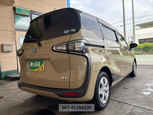 Toyota SIENTA 2018-09 8054837-8