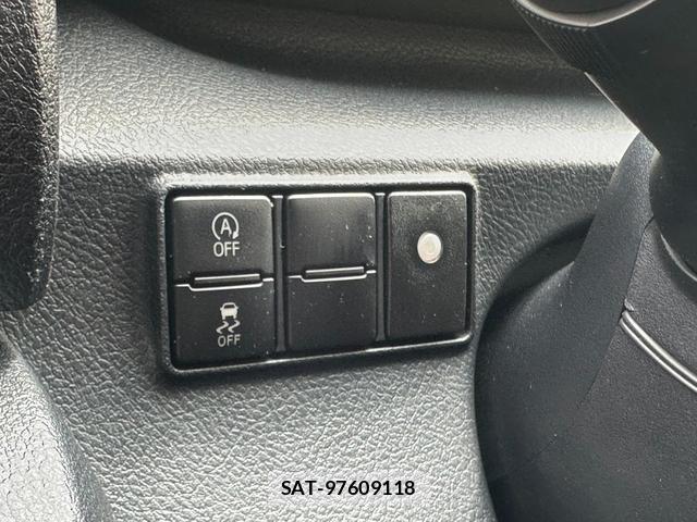 Toyota SIENTA 2018-09 8054902-5