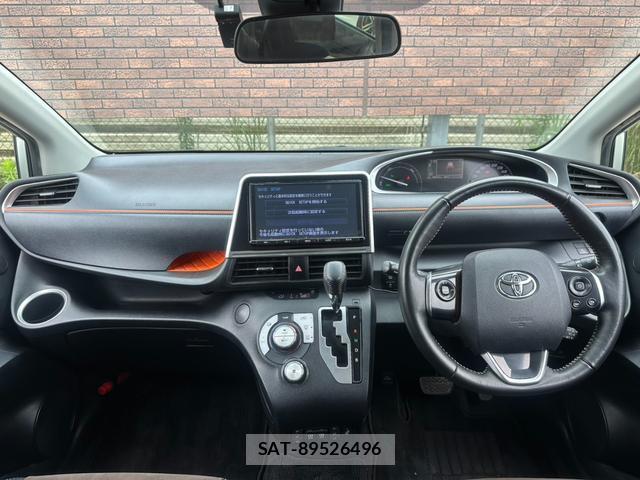 Toyota SIENTA 2018-12 8054904-1