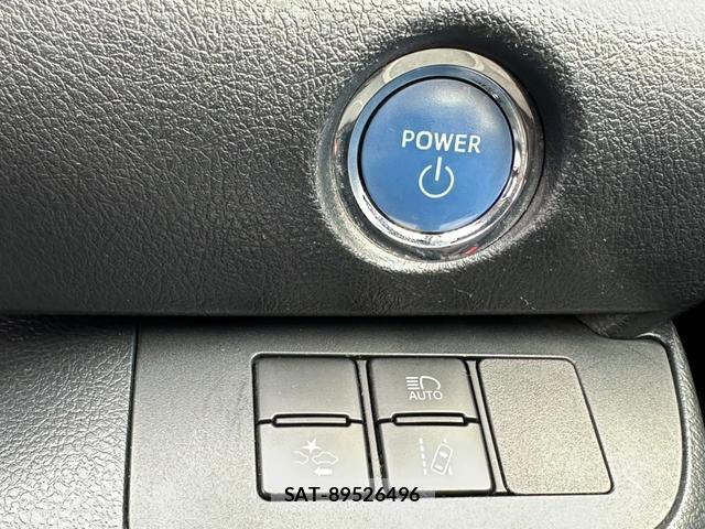 Toyota SIENTA 2018-12 8054904-12