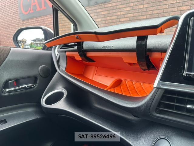 Toyota SIENTA 2018-12 8054904-3