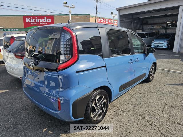 Toyota SIENTA 2023-07 8054997-1