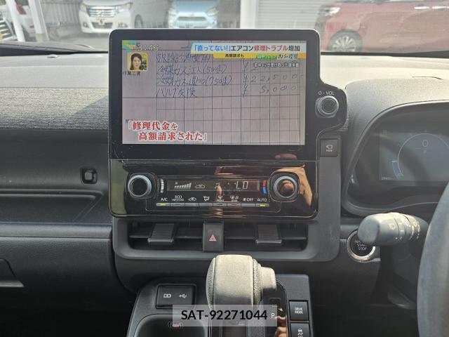 Toyota SIENTA 2023-07 8054997-10