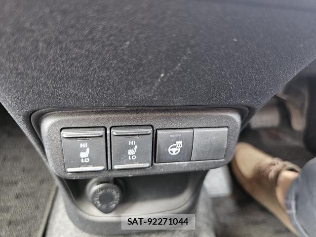 Toyota SIENTA 2023-07 8054997-8