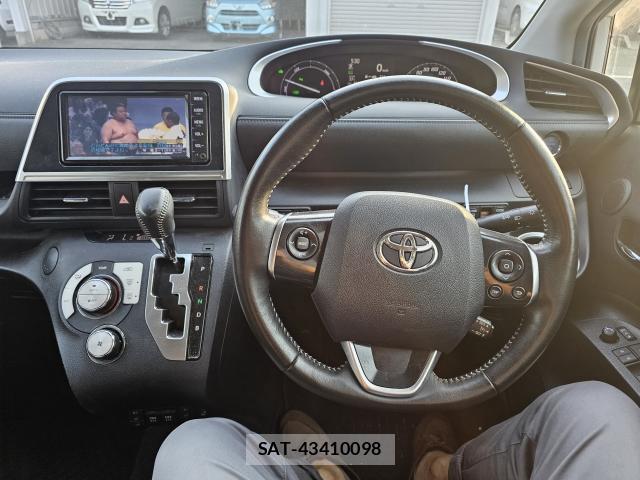 Toyota SIENTA 2021-05 8054998-2