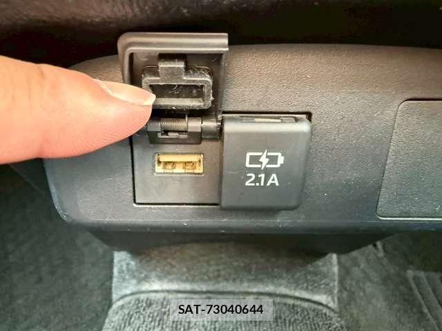 Toyota SIENTA 2019-12 8055173-15