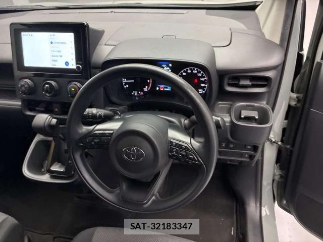 Toyota SIENTA 2023-09 8055314-2