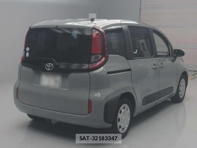Toyota SIENTA 2023-09 8055314-4
