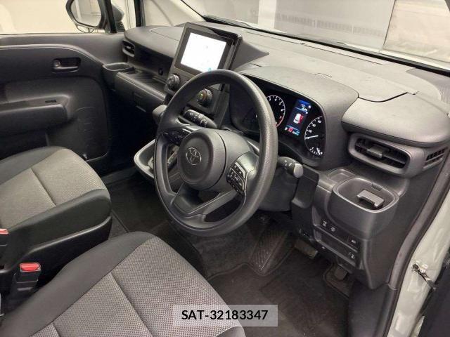 Toyota SIENTA 2023-09 8055314-5