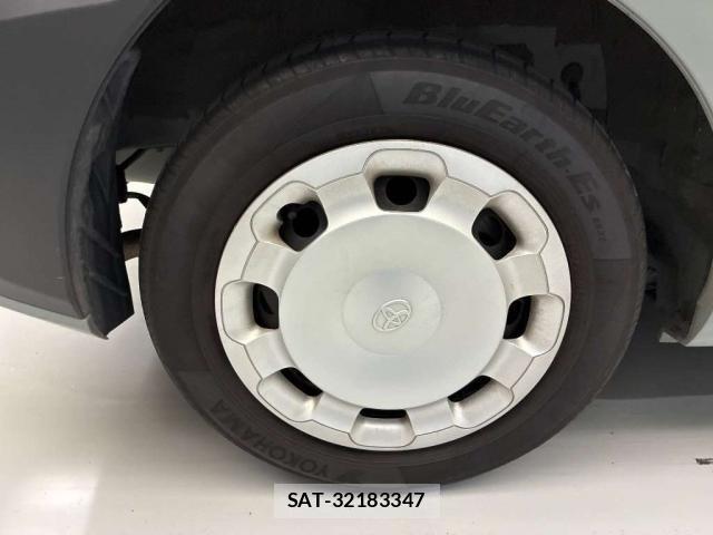 Toyota SIENTA 2023-09 8055314-8