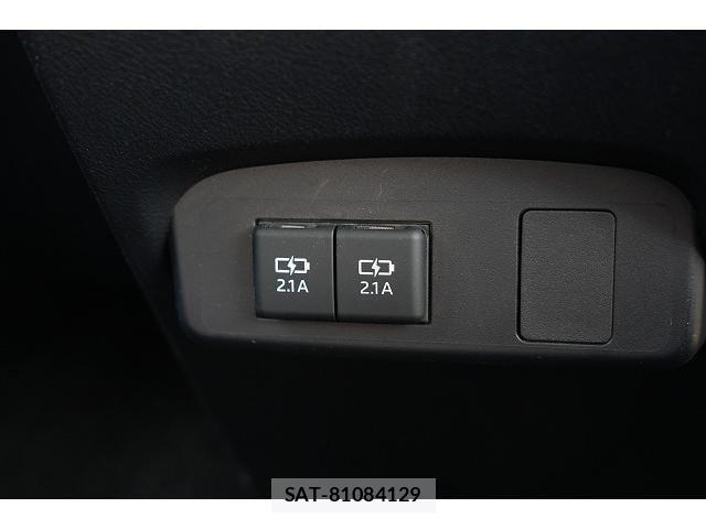 Toyota SIENTA 2021-05 8055468-10