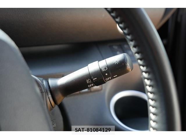 Toyota SIENTA 2021-05 8055468-19