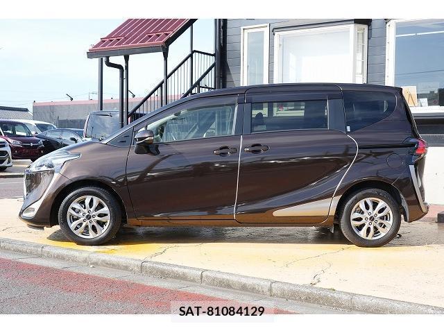 Toyota SIENTA 2021-05 8055468-2