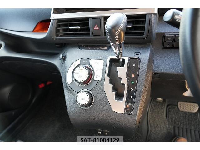 Toyota SIENTA 2021-05 8055468-4