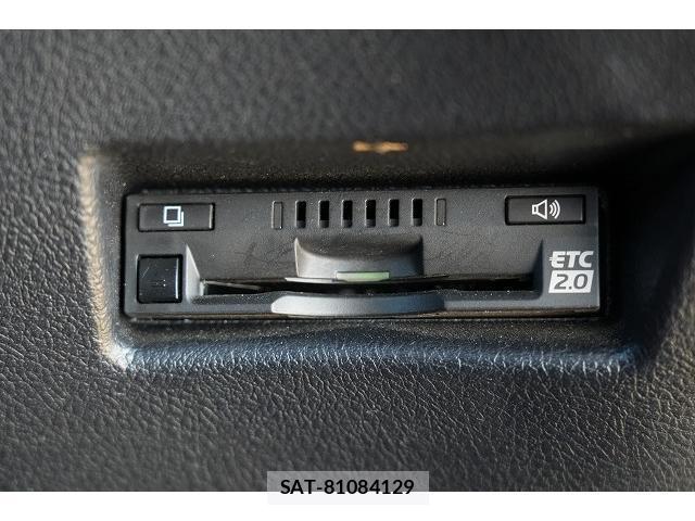 Toyota SIENTA 2021-05 8055468-7