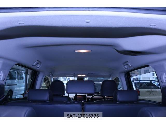 Toyota SIENTA 2019-07 8055505-16