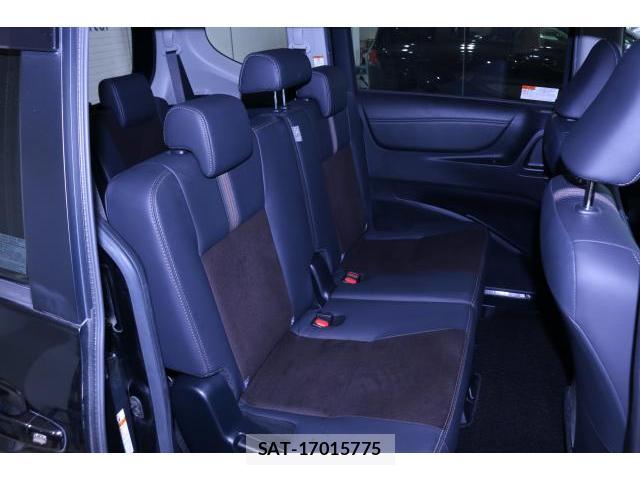 Toyota SIENTA 2019-07 8055505-6