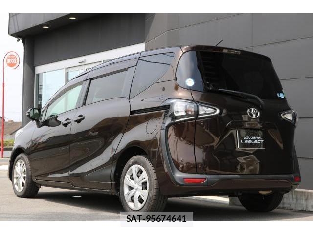 Toyota SIENTA 2019-10 8055860-4