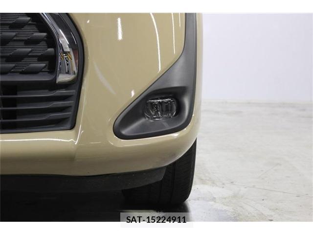 Toyota SIENTA 2018-10 8055907-15