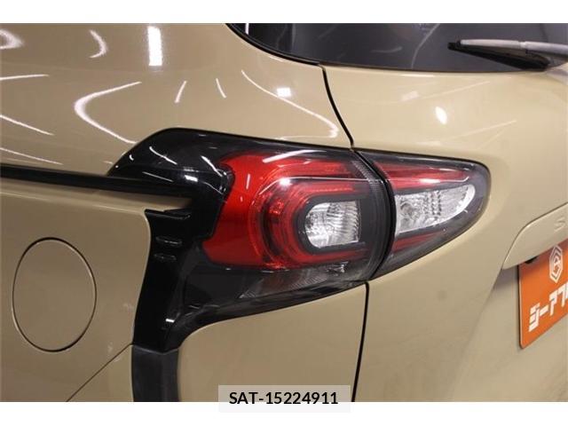 Toyota SIENTA 2018-10 8055907-17