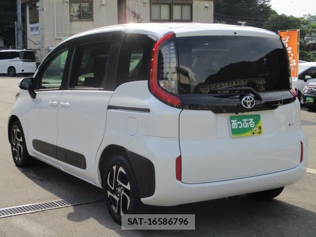 Toyota SIENTA 2025-07 8056020-10