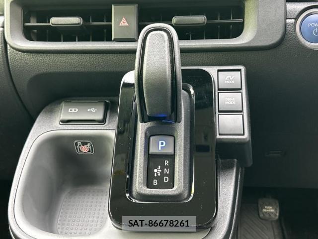 Toyota SIENTA 2024-01 8056134-16