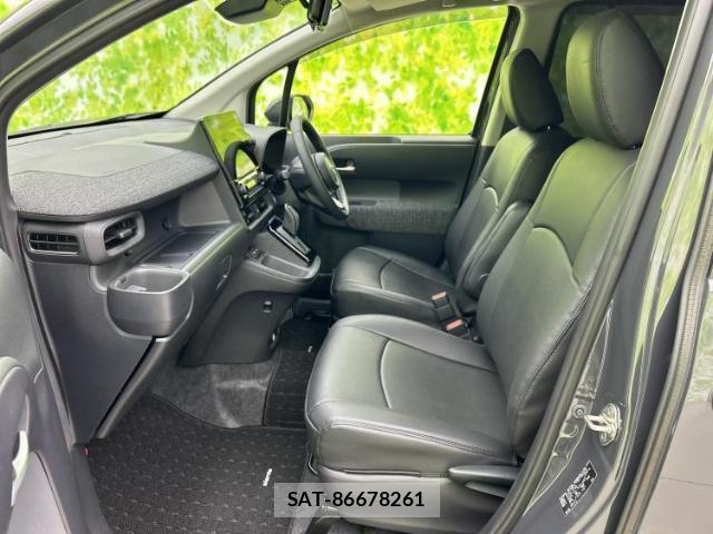 Toyota SIENTA 2024-01 8056134-5