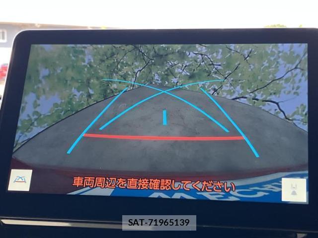 Toyota SIENTA 2023-06 8056204-12