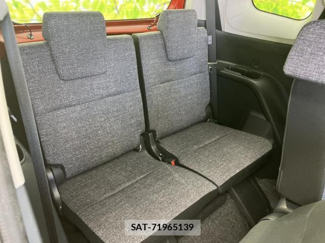 Toyota SIENTA 2023-06 8056204-5
