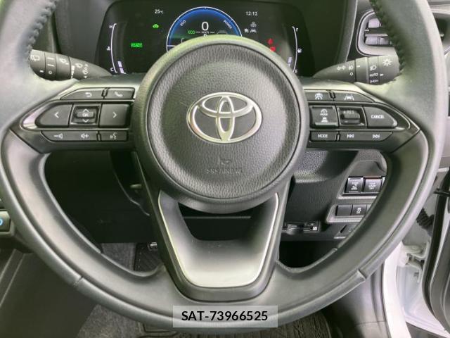 Toyota SIENTA 2024-12 8056211-15