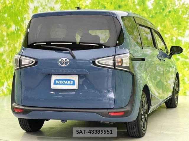 Toyota SIENTA 2021-08 8056241-2