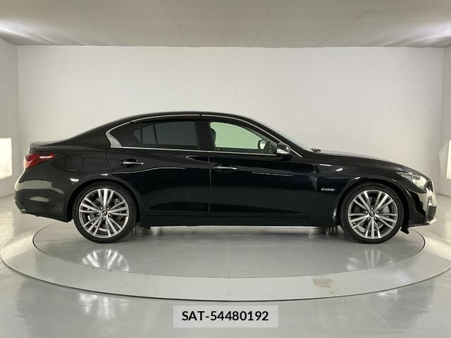 Nissan SKYLINE 2018-01 8055538-7