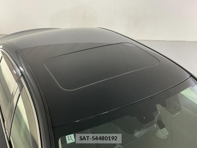 Nissan SKYLINE 2018-01 8055538-9