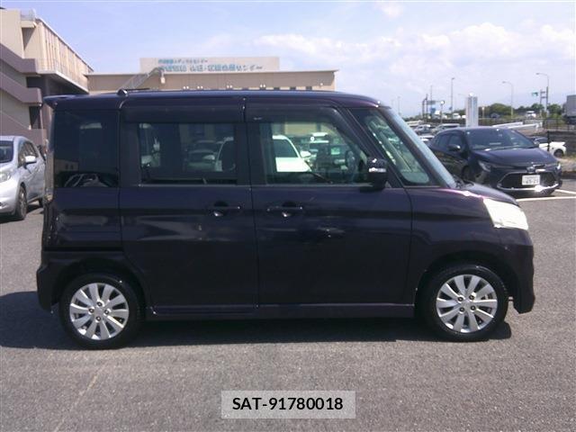 Suzuki SPACIA 2013-06 8054248-4
